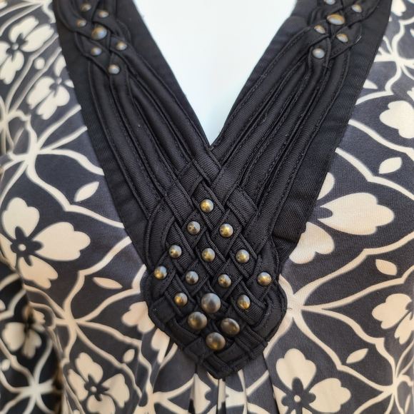 HALE BOB Studded Silk Blouse S Shirt Top Monogram 3/4 Sleeve No Wrinkle Travel - Picture 8 of 16